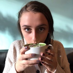 Meet your Posher, Madeline